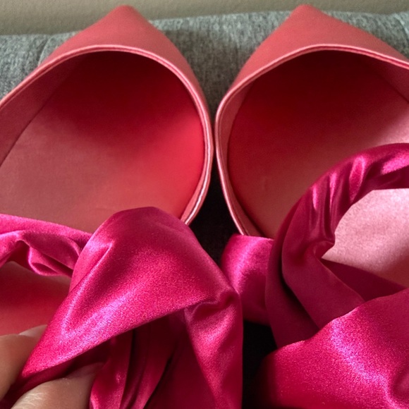 Jeffrey Campbell Fuchsia Satin Heels - Picture 4 of 4